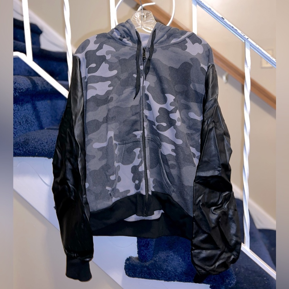 XL Casual Camouflage Jacket